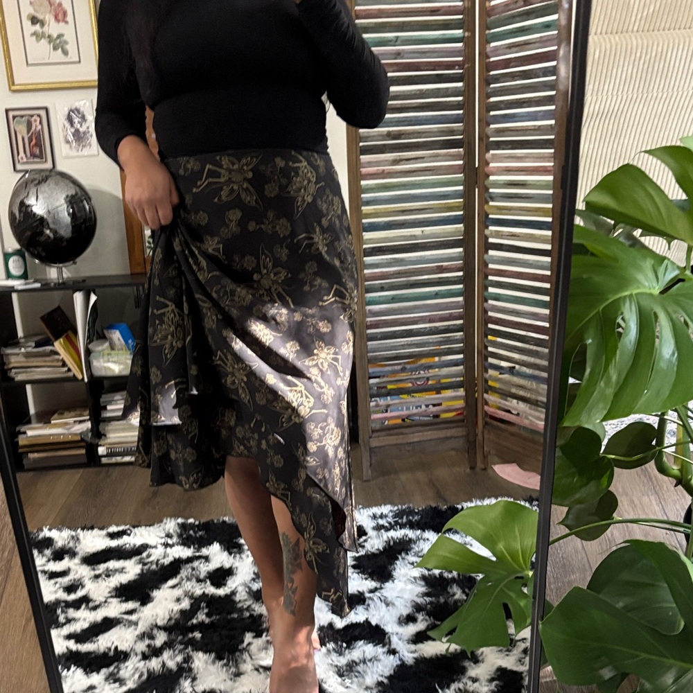 Thorn & Fable Floral Asymmetrical Midi Skirt Chic Whimsigoth Size XL